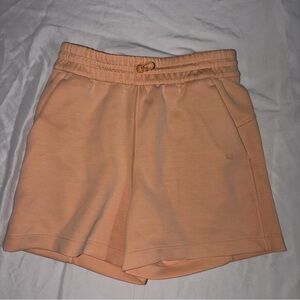 Lululemon  Women’s Softstreme HR Short 4” Peach (PCHB) Size 2 Peach